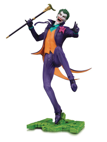 DC Core Statue: The Joker